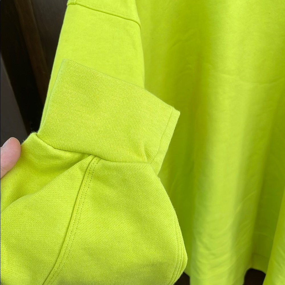 Lululemon women’s lime green Sweater - Picture 8 of 8